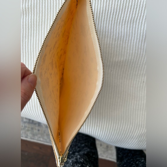 Sezane x Delfonics Pochette - Picture 2 of 3